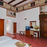 Szálloda California 3*