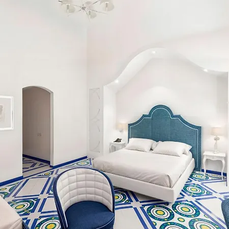 California Hotel Positano