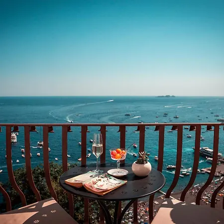Отель California