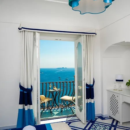 Отель California