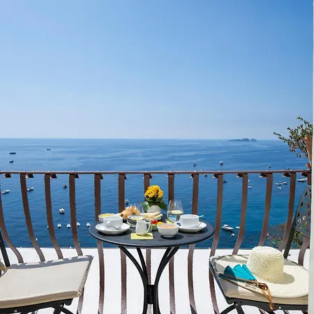 アルベルゴ カリフォルニア 3*