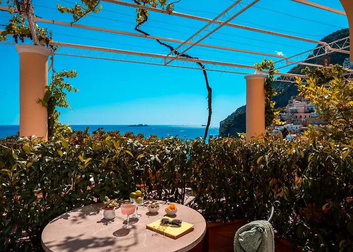California Hotel Positano