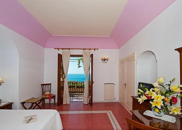California Hotel 3*