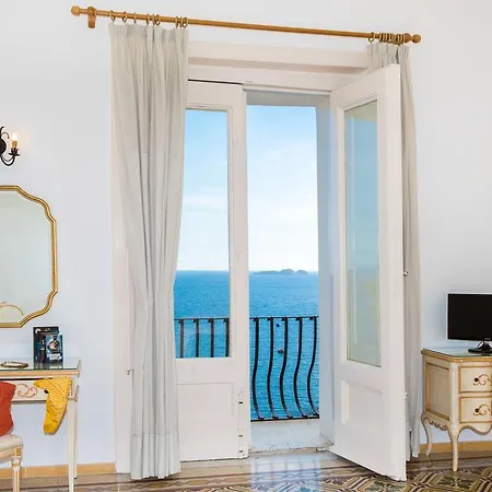 California 3* Positano